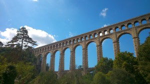 Aquädukt - Auf dem Weg zum Wechselpunkt in Maussane-les-Alpilles
