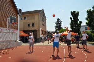 Erste Nutzung des Multicourts auf dem Arenberg durch Tour 3333